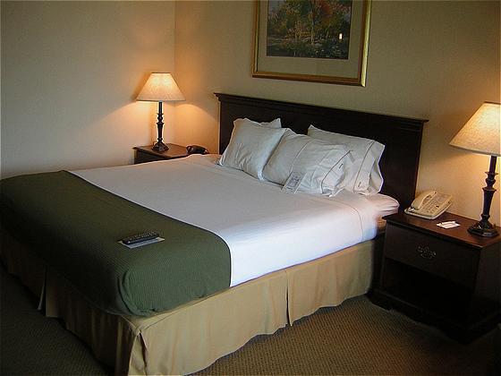 Holiday Inn Express & Suites I-26 & Us 29 At Westgate Mall, An Ihg Hotel Spartanburg Room photo